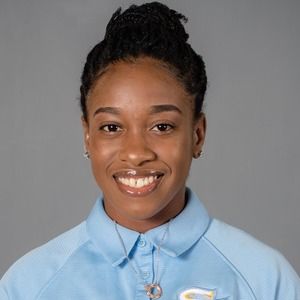 Meet your Posher, Anya